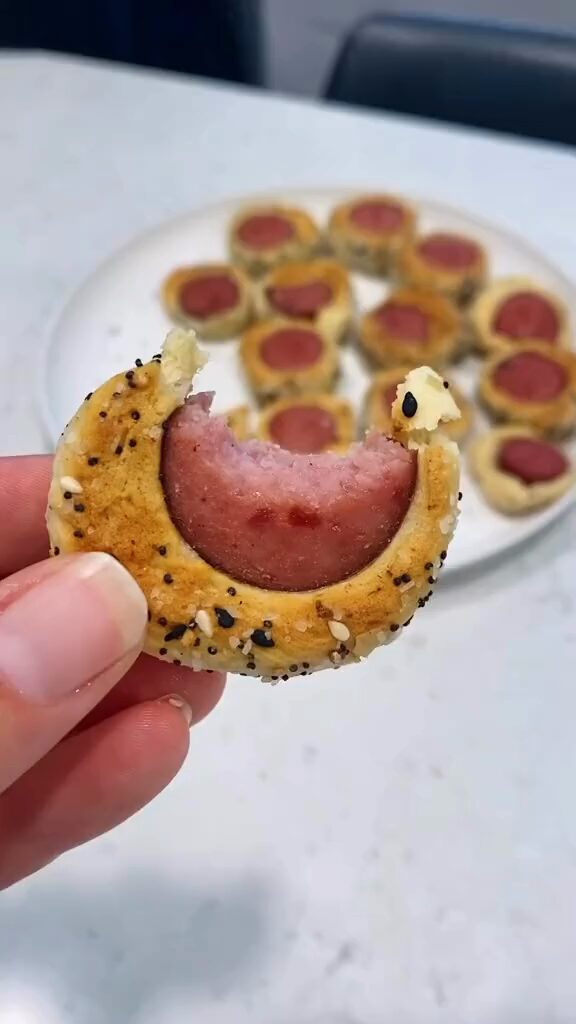 Everything Sausage Rolls