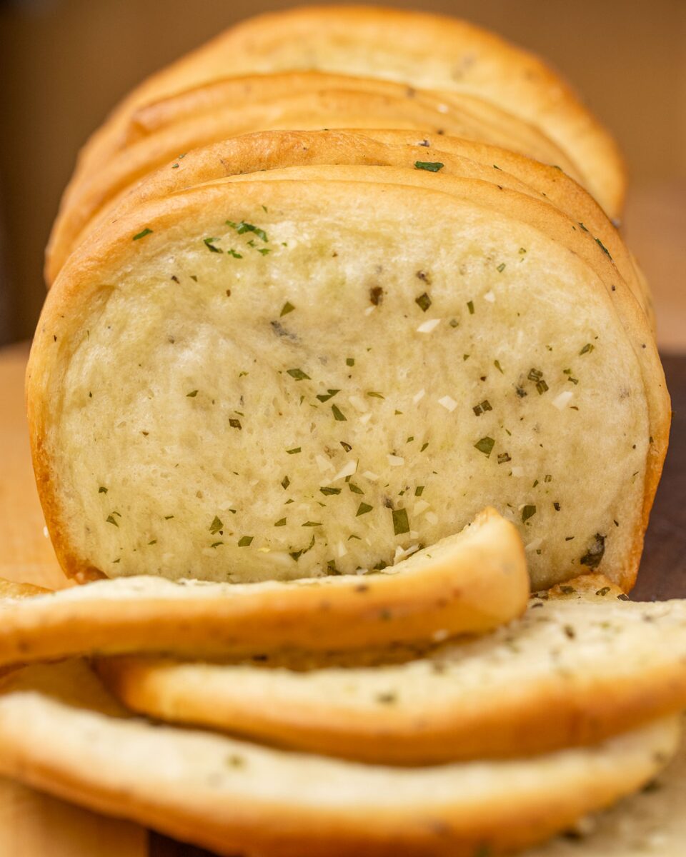 Garlic Herb Pull-Apart Bread
