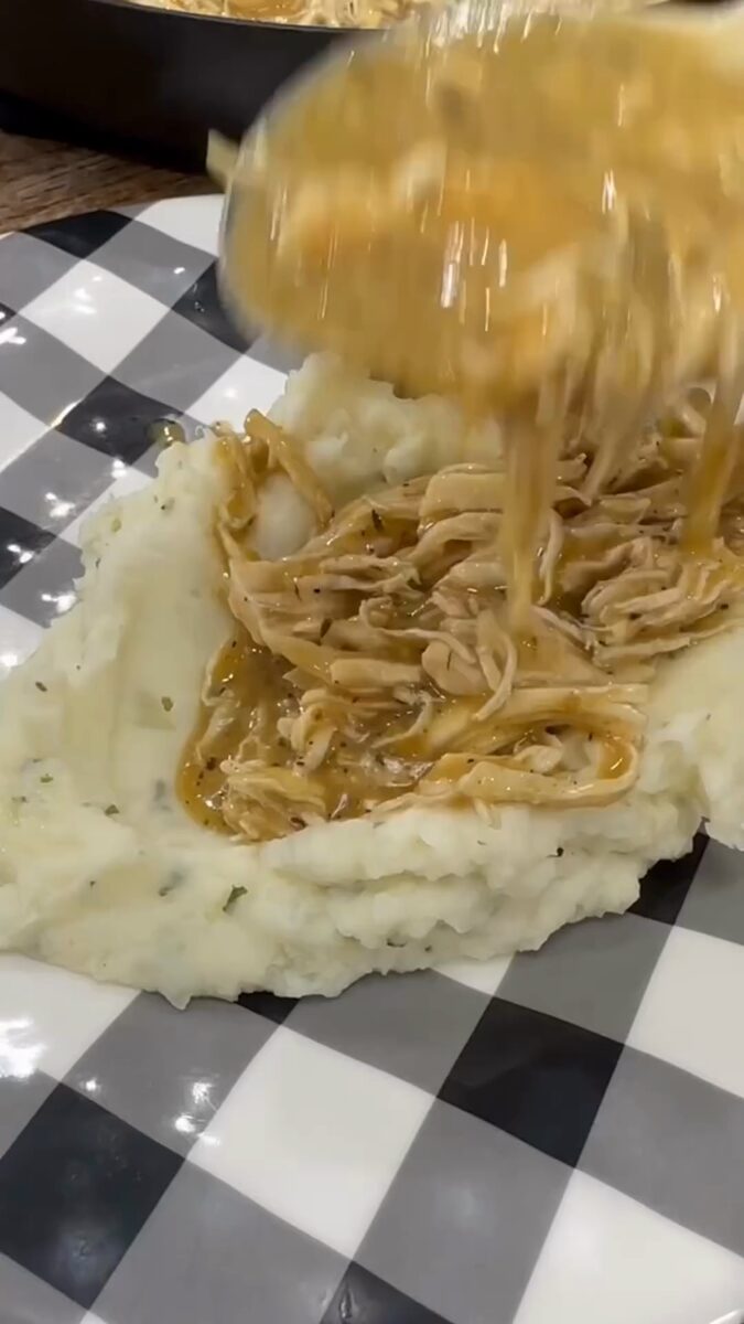 One Pan Chicken and Gravy