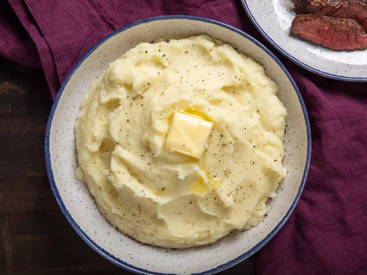 Ultra-Fluffy Mashed Potatoes Recipe